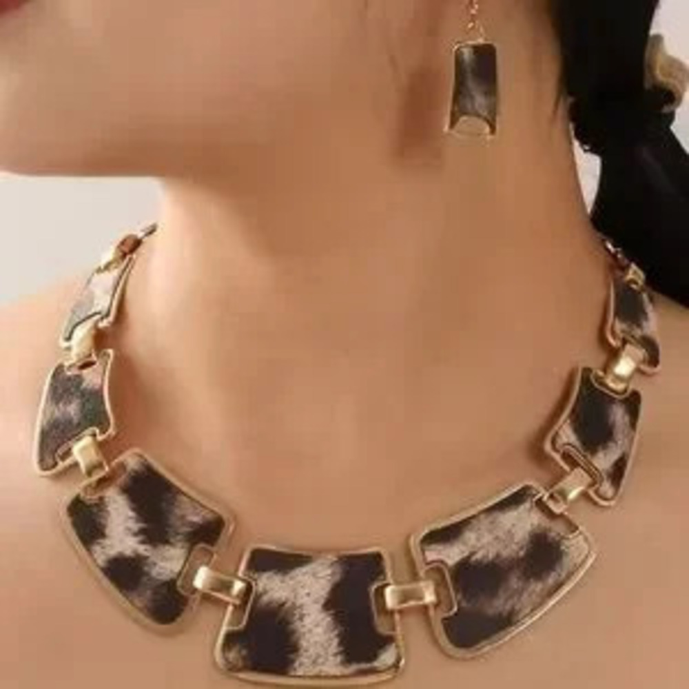 Elegant Leopard Statement Necklace and Earrings